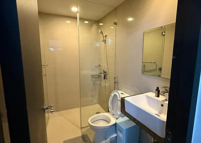 Luxurious Unit In Salcedo *